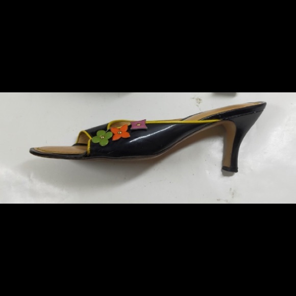 LOUIS VUITTON Leather Flower Patterm Open-Toe Mule Sandals EUR 37 1/2 - Picture 5 of 16